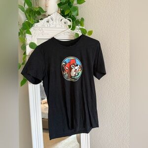 Buc-ee’s women’s shirt - medium